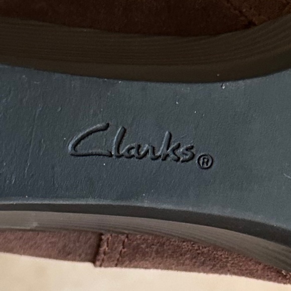 Clarks Crystal Quartz Women's Brown Suede Wedge Ankle Boots 8.5 Winter Casual - Picture 8 of 12